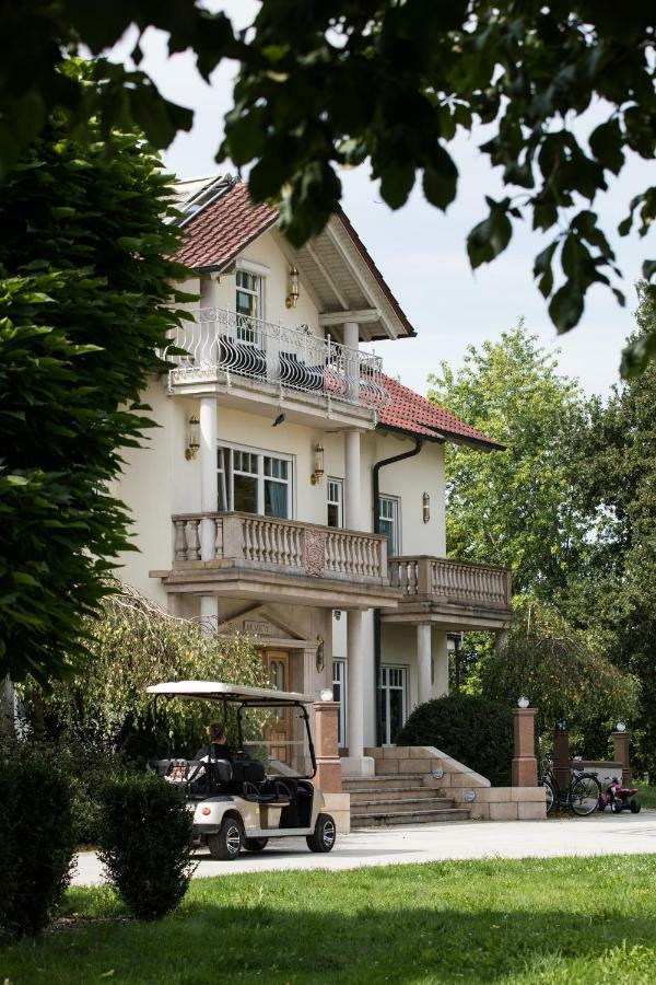 Gestuet Kaiserhof Legelshurst Eksteriør billede